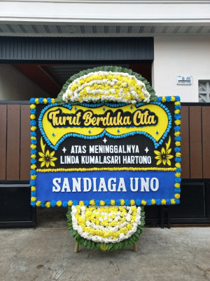 Papan Bunga Duka di Kota Karang